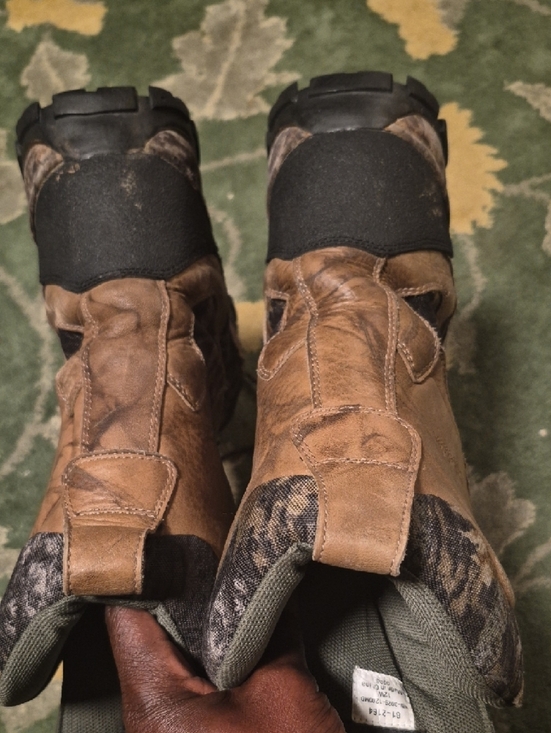 Cabela\'s Men\'s Realtree Camo Hunting Boots with Brown Accents main image 10